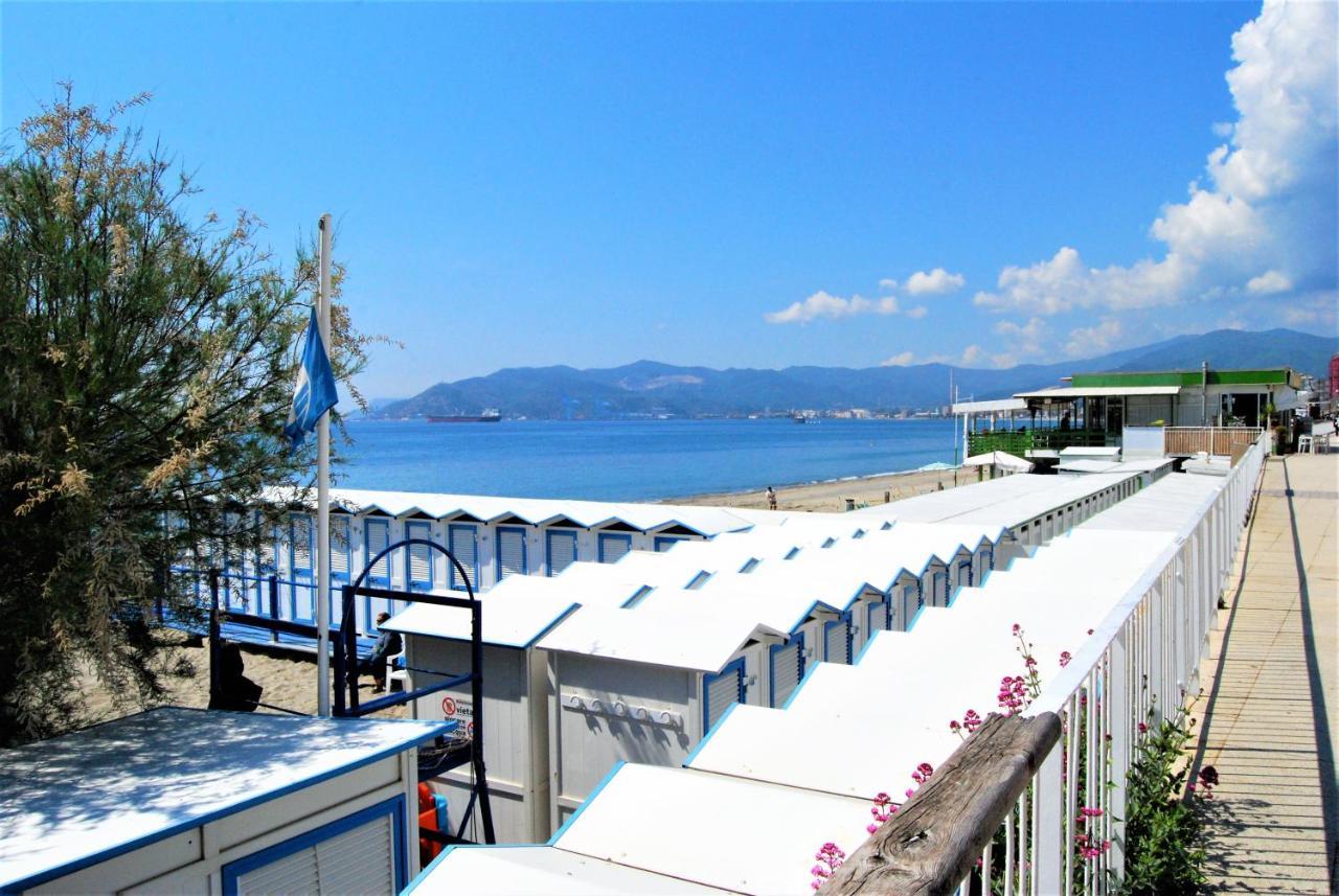 Tramonto Sul Mare - Sea Suite ซาโวนา ภายนอก รูปภาพ