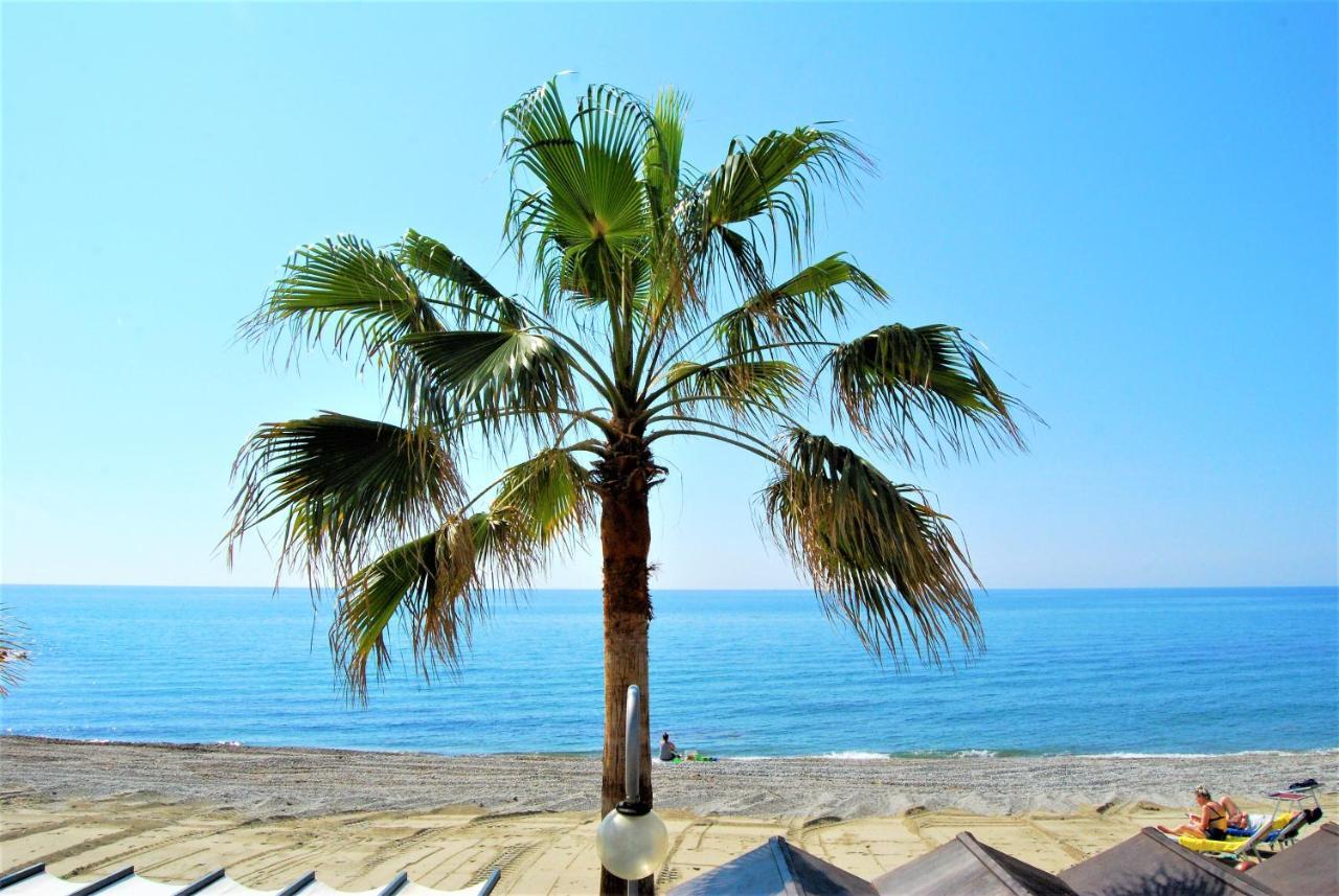 Tramonto Sul Mare - Sea Suite ซาโวนา ภายนอก รูปภาพ