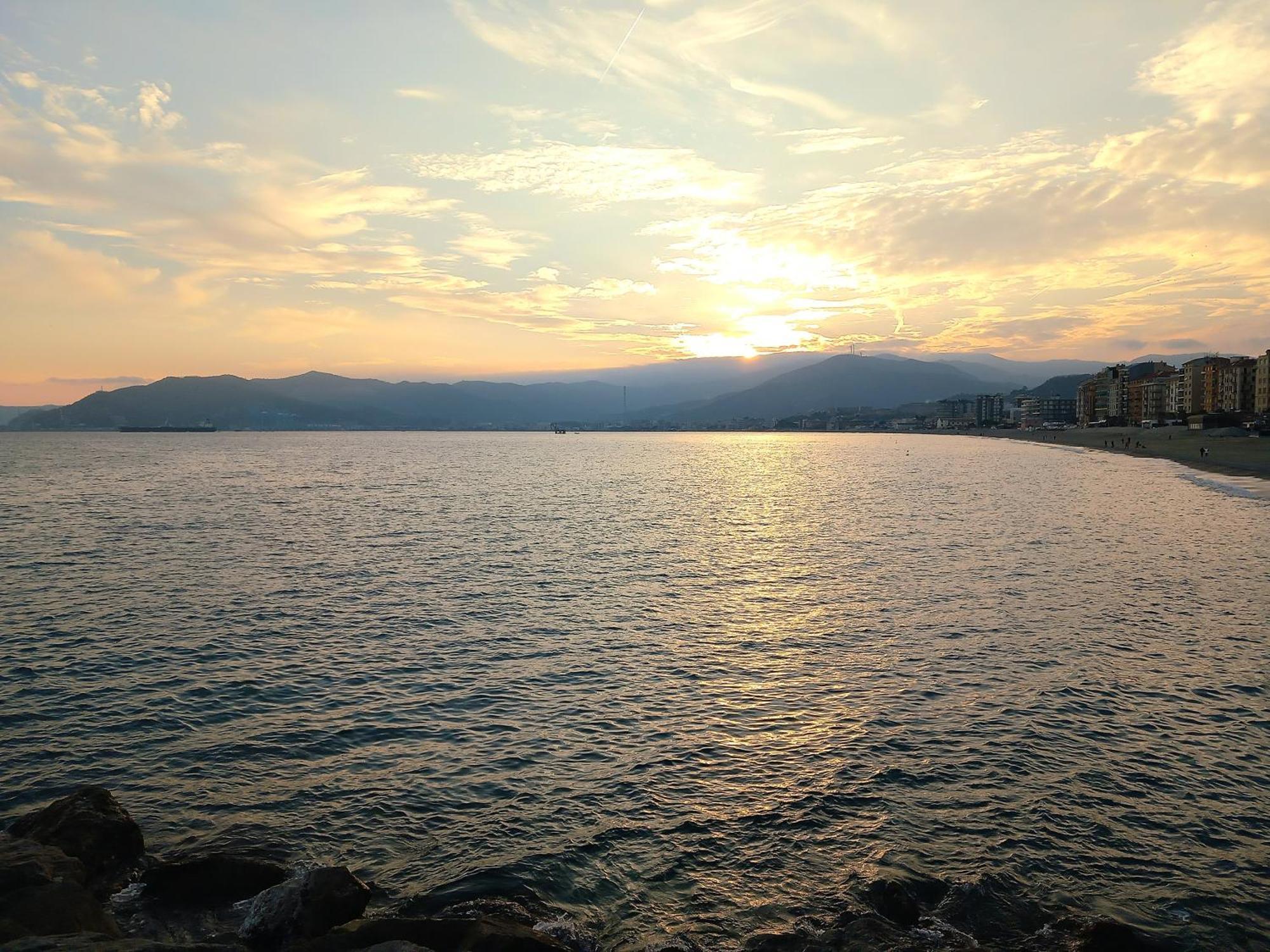 Tramonto Sul Mare - Sea Suite ซาโวนา ภายนอก รูปภาพ