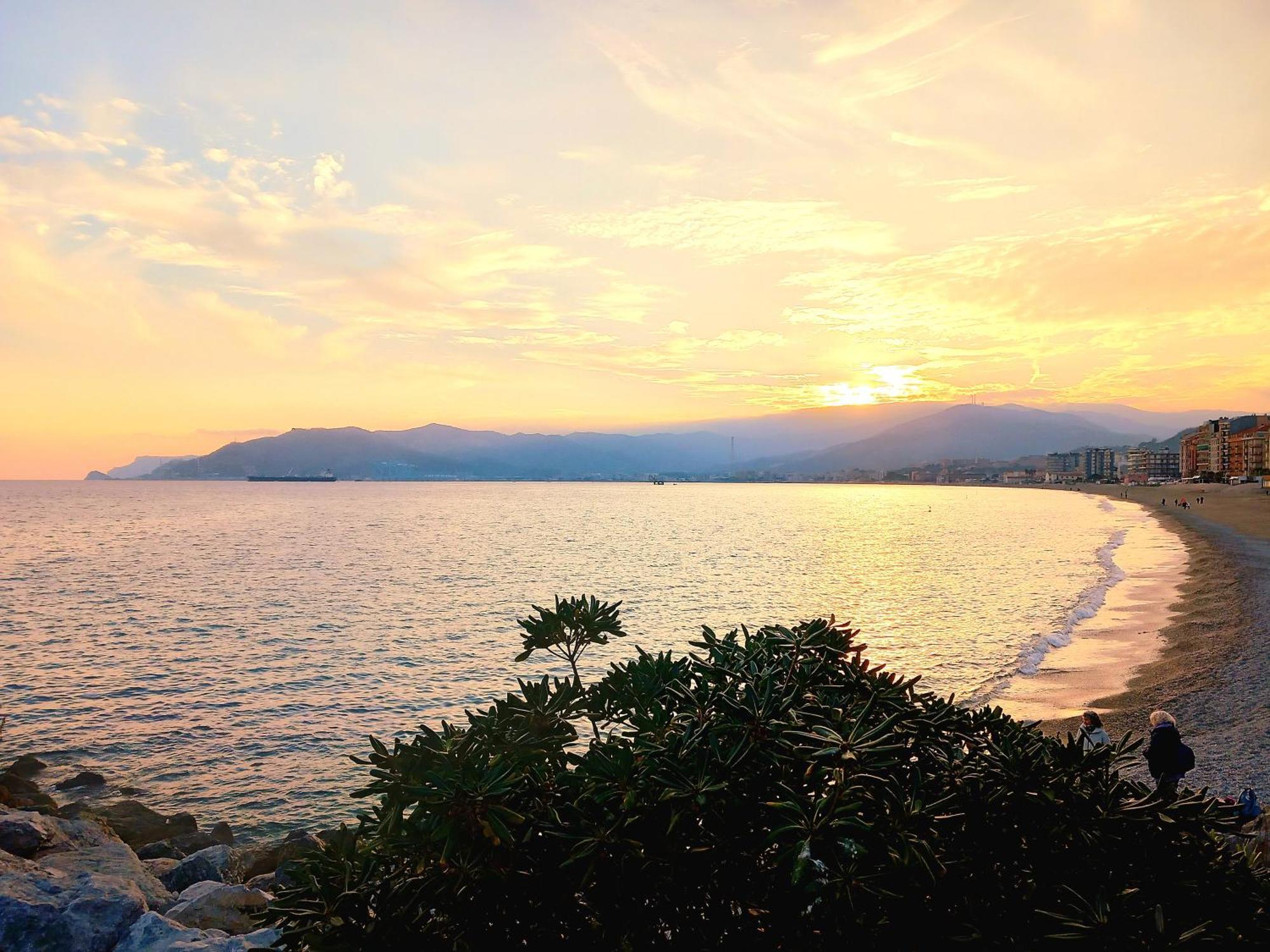 Tramonto Sul Mare - Sea Suite ซาโวนา ภายนอก รูปภาพ