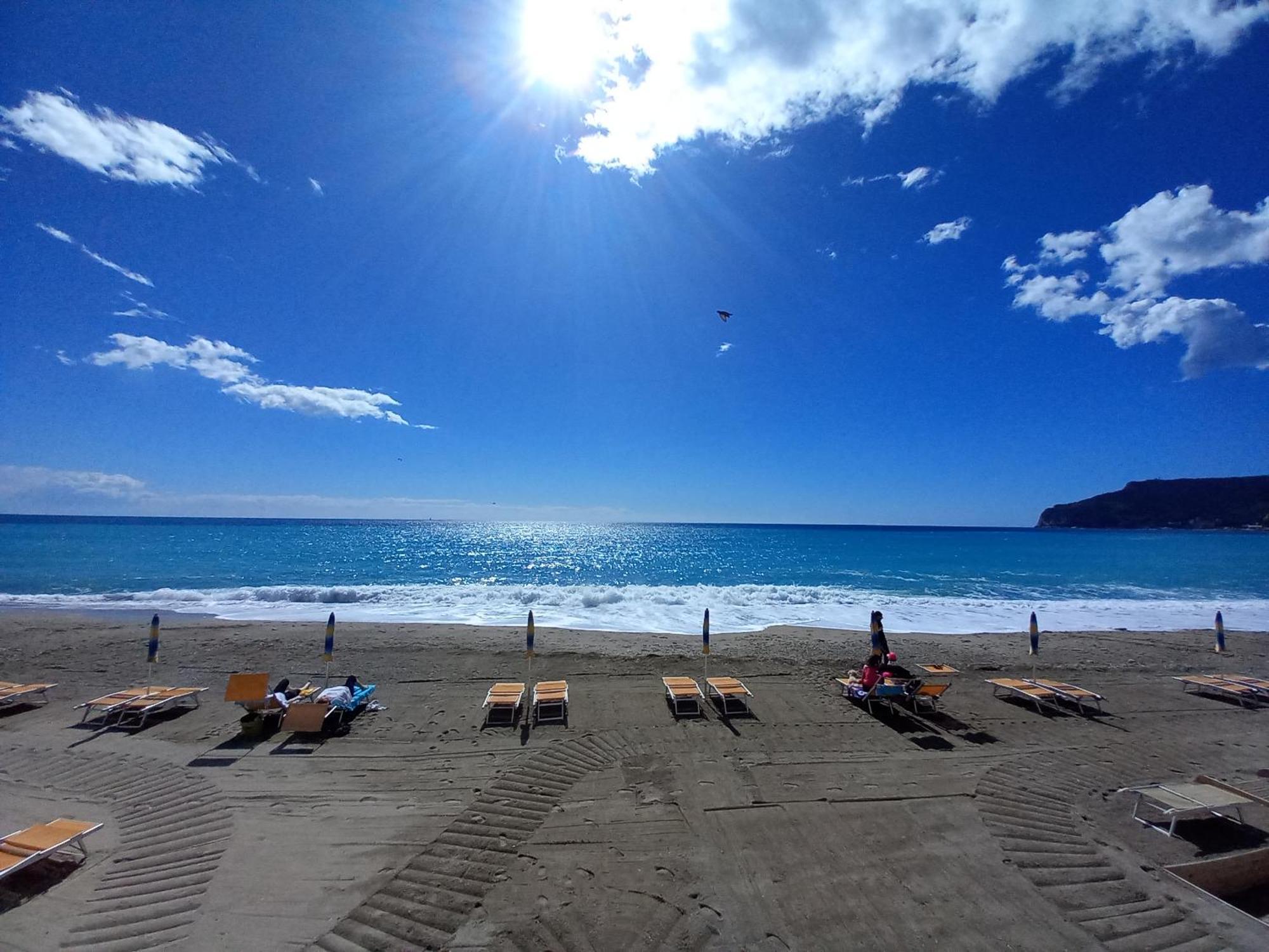 Tramonto Sul Mare - Sea Suite ซาโวนา ภายนอก รูปภาพ