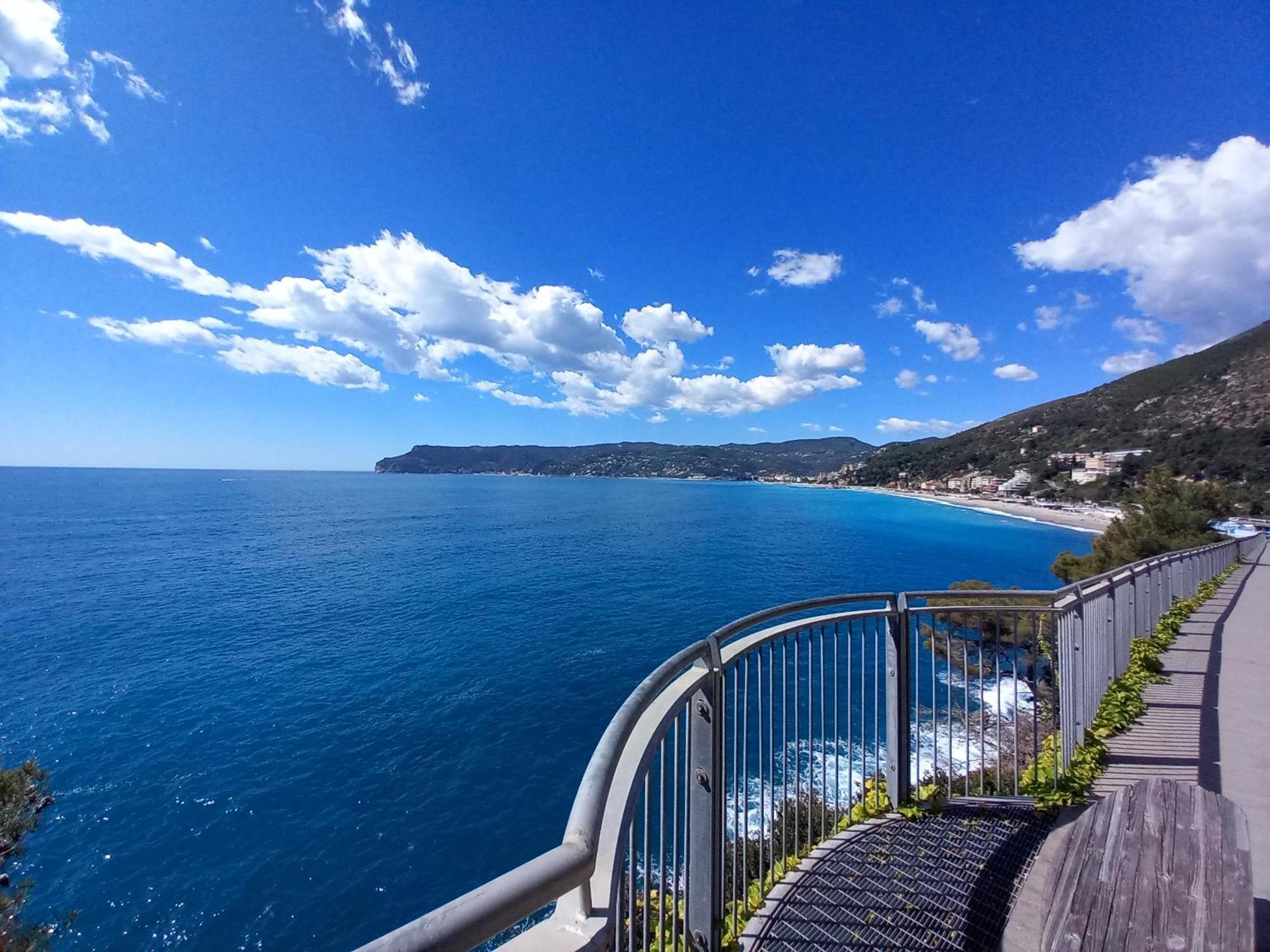 Tramonto Sul Mare - Sea Suite ซาโวนา ภายนอก รูปภาพ